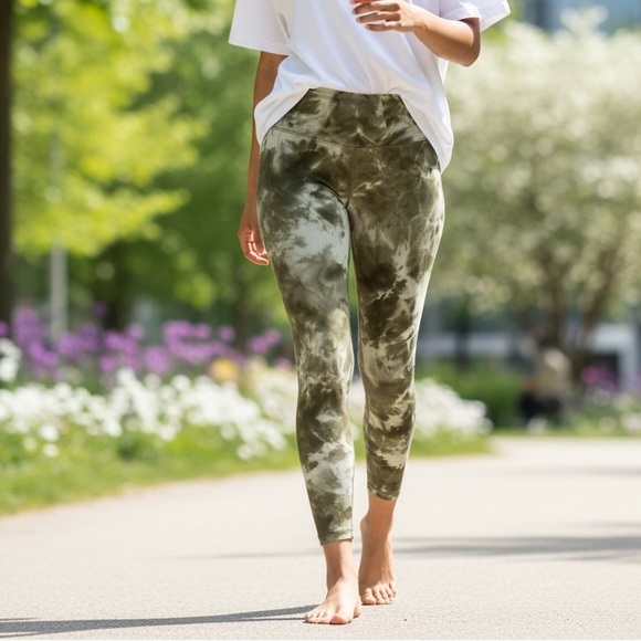 lululemon athletica Pants - NWT Lululemon Align Pant 25" *Diamond Dye Light Sage Army Green Dark Olive Sz 0